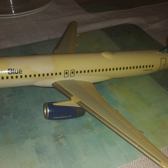 Mini air bus - Picture 2 of 4